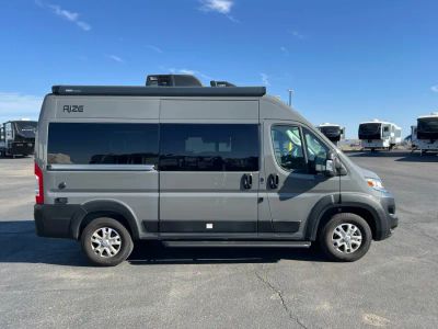 2026 Thor Motor Coach RIZE — photo 18 view