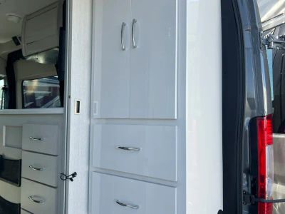 2026 Thor Motor Coach RIZE — photo 17 view