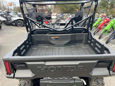 2025 Honda Pioneer 1000 - Photo 13