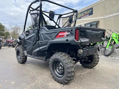 2025 Honda Pioneer 1000 - Photo 5