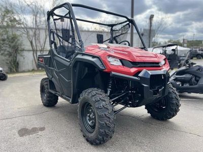 2025 Honda Pioneer 1000 - Photo 1