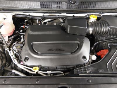 2024 Chrysler Pacifica — photo 9 view