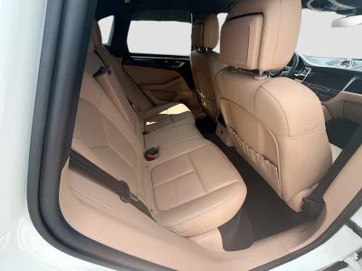 2021 Porsche Macan — photo 26 view
