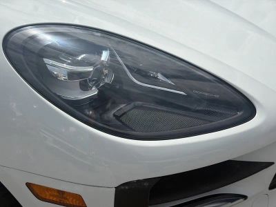 2021 Porsche Macan — photo 32 view