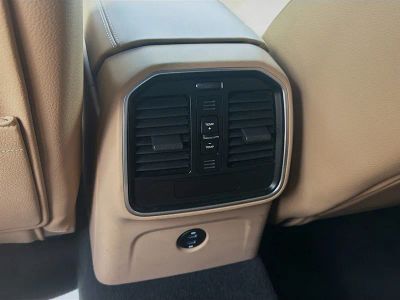 2021 Porsche Macan — photo 20 view