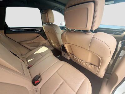 2021 Porsche Macan — photo 27 view