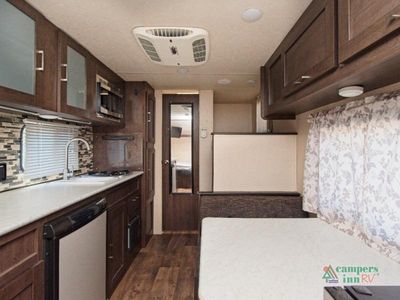 2019 Forest River RV Salem - Photo 6