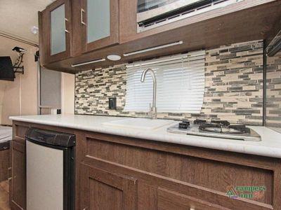 2019 Forest River RV Salem - Photo 8