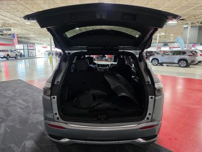 2024 Buick Enclave — detail view