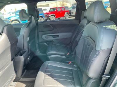 2027 Kia Telluride Hybrid - Photo 17