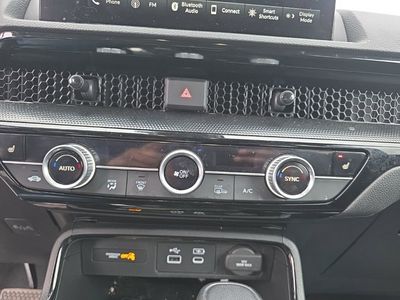 2024 Honda CR-V EX-L — photo 17 view