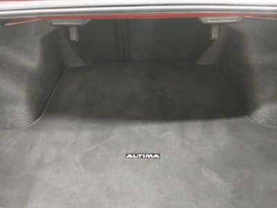 2024 Nissan Altima — photo 11 view