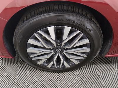 2024 Nissan Altima — photo 10 view