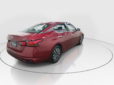 2024 Nissan Altima — photo 7 view