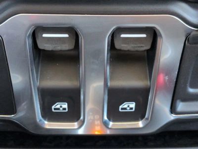 2022 Jeep Wrangler — photo 20 view