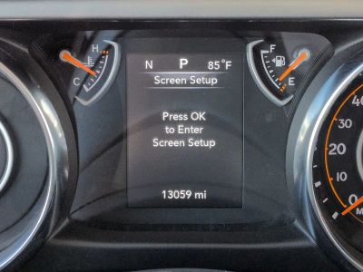 2022 Jeep Wrangler — photo 24 view