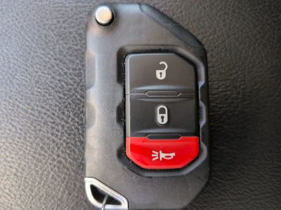 2022 Jeep Wrangler — photo 26 view