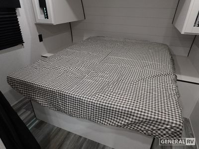 2026 Jayco Jay Flight SLX - Photo 9