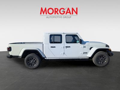 2026 Jeep Gladiator — detail view