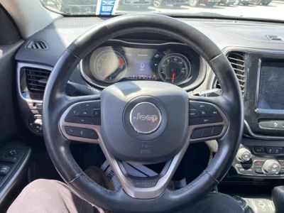 2019 Jeep Cherokee — detail view