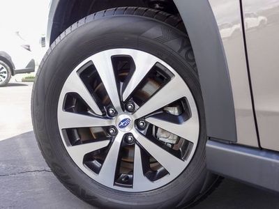 2024 Subaru Outback — photo 10 view