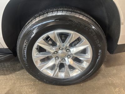 2024 Chevrolet Tahoe — photo 16 view