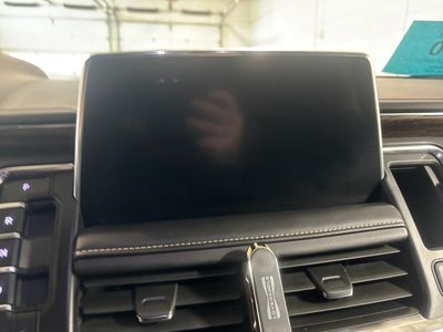 2024 Chevrolet Tahoe — photo 11 view