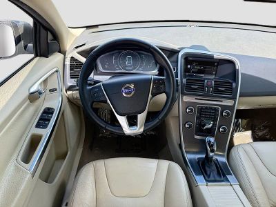 2014 Volvo XC60 — photo 16 view