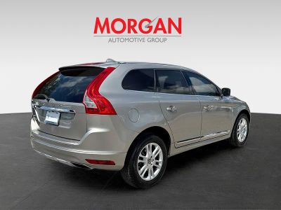 2014 Volvo XC60 — rear three-quarter view