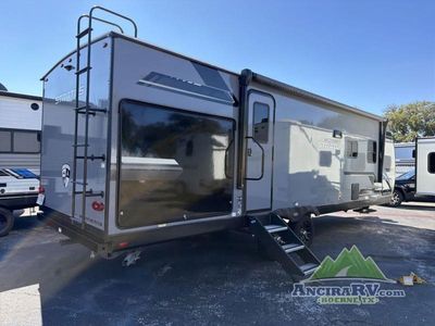 2024 Venture RV Stratus - Photo 3