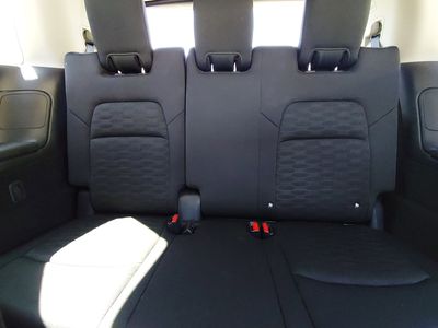 2025 Nissan Pathfinder — photo 17 view