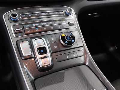 2023 Hyundai Santa Fe — photo 13 view