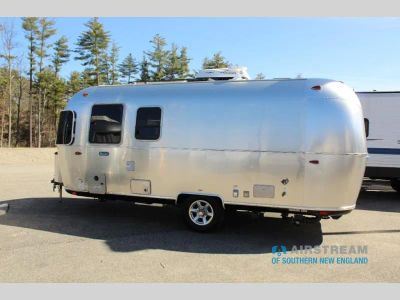 2026 Airstream Bambi - Photo 3