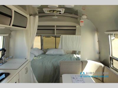 2026 Airstream Bambi - Photo 12