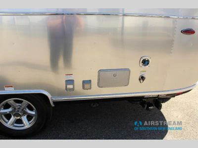 2026 Airstream Bambi - Photo 6