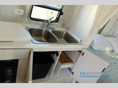 2026 Airstream Bambi - Photo 16