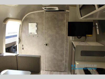 2026 Airstream Bambi - Photo 10