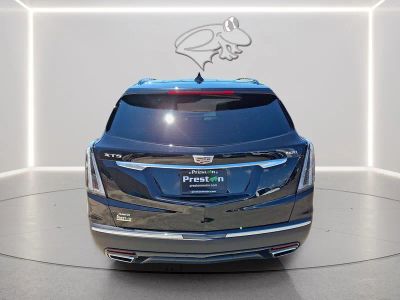 2025 Cadillac XT5 — interior view