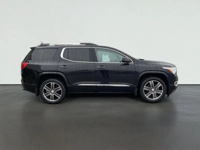 2018 GMC Acadia — side profile view