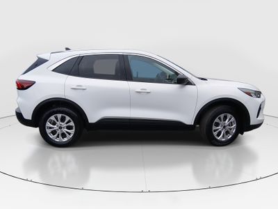 2024 Ford Escape — photo 8 view