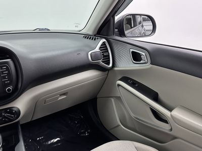 2020 Kia Soul - Photo 25