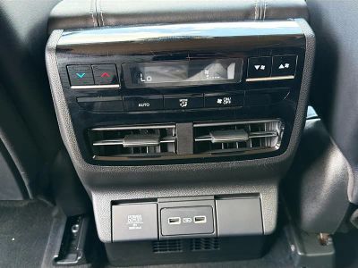 2022 Acura MDX — photo 19 view