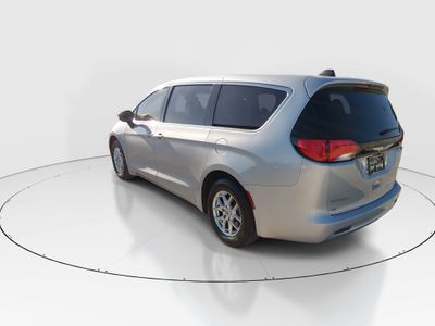 2023 Chrysler Voyager - Photo 5