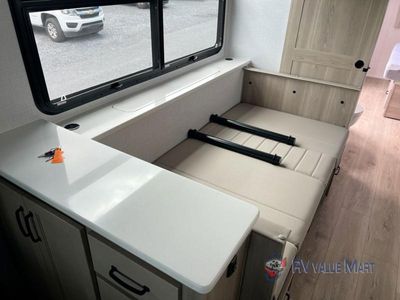 2025 Forest River RV Flagstaff Super Lite - Photo 13