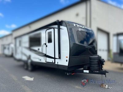 2025 Forest River RV Flagstaff Super Lite - Photo 4