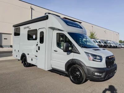 2026 Thor Motor Coach GEMINI TRIP — front three-quarter view