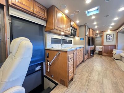 2019 Tiffin ALLEGRO - Photo 6