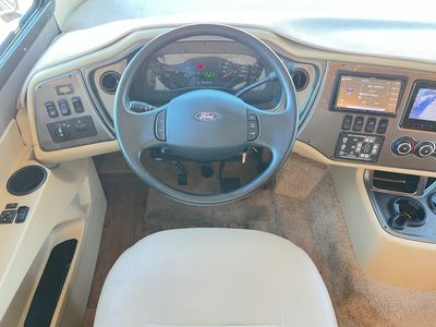2019 Tiffin ALLEGRO - Photo 2