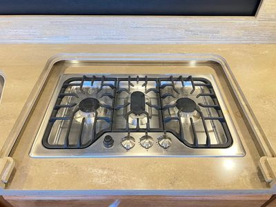 2019 Tiffin ALLEGRO - Photo 12
