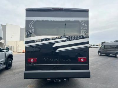 2027 Thor Motor Coach MAGNITUDE GRAND — photo 31 view